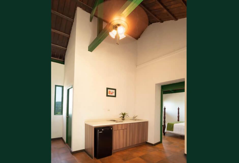 Отель Hacienda Juanita Maricao Экстерьер фото