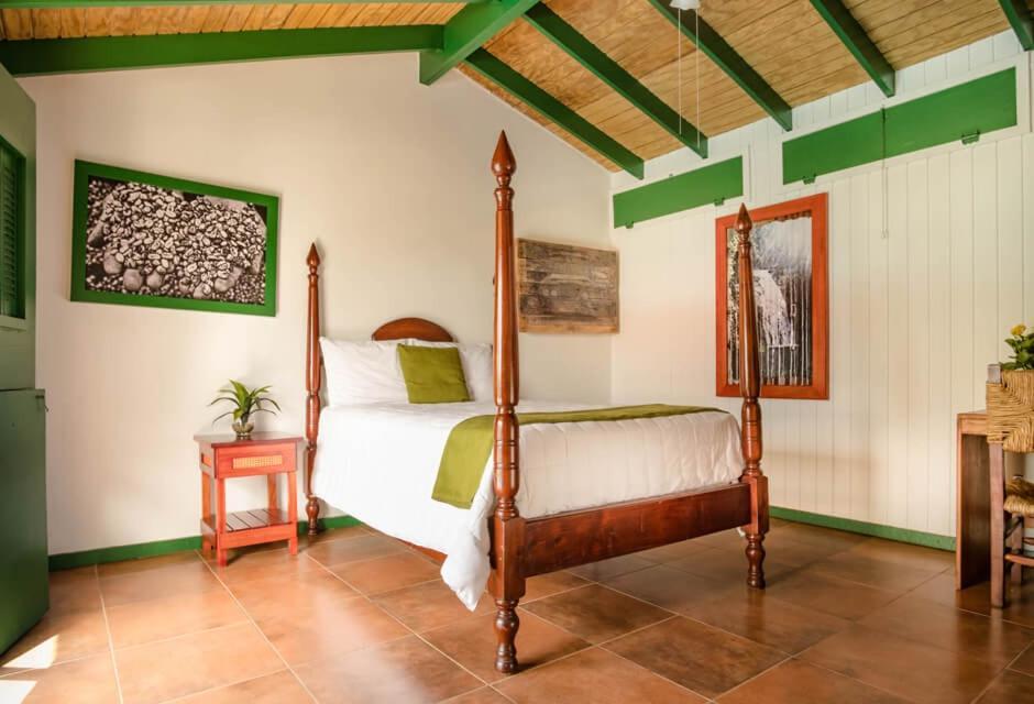 Отель Hacienda Juanita Maricao Экстерьер фото